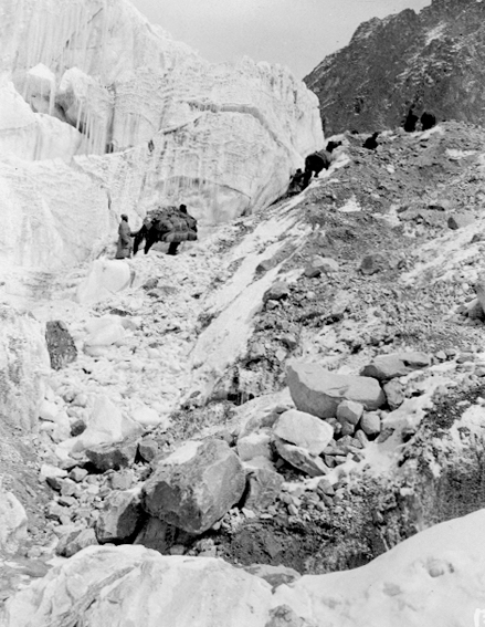 Mannerheims Karawane, Muzart Gletscher, 2. April 1907.